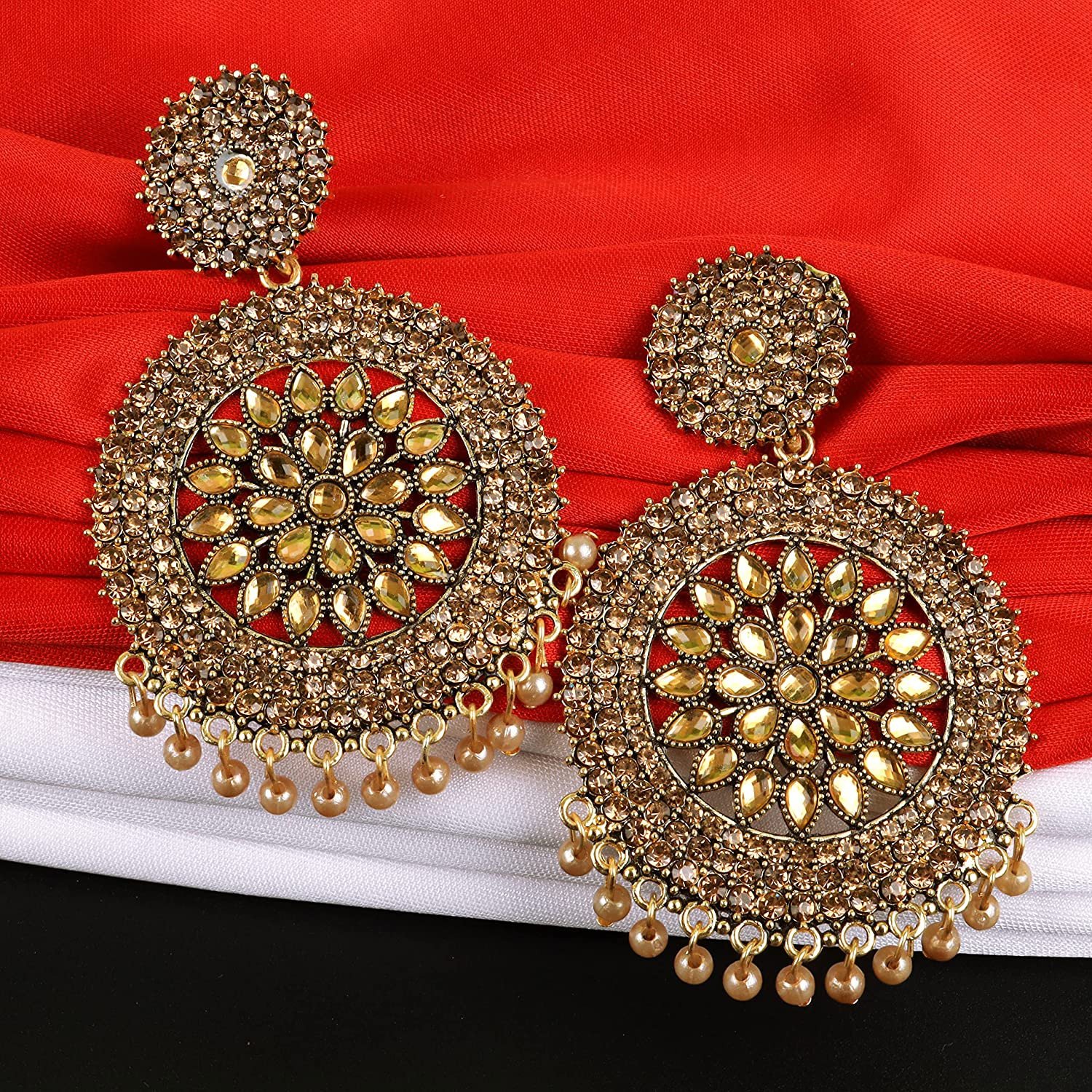 Glamgem ethnic stone wedding drop earrings.(Gold)