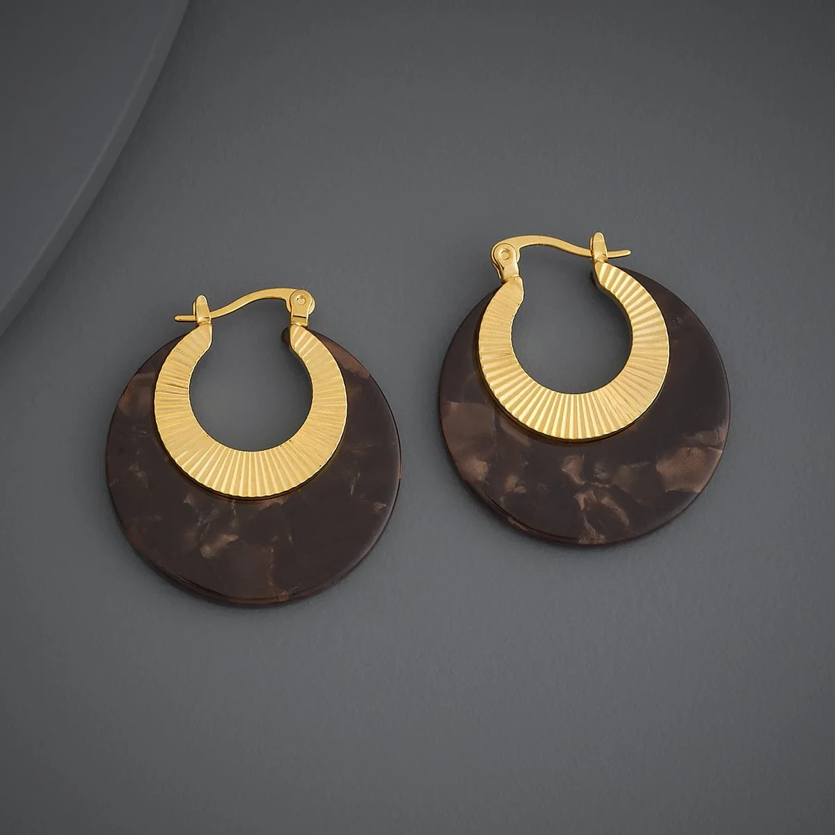 Trendy Earring Gold Polish Brown Stone 1861