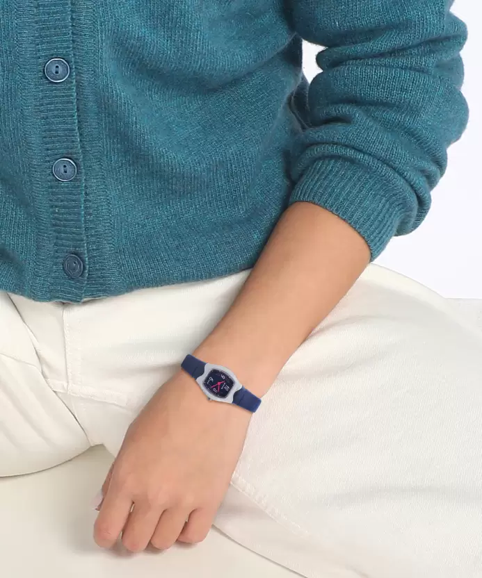 Tiya Blue Dial Analog watch For Women-NR8989PP04