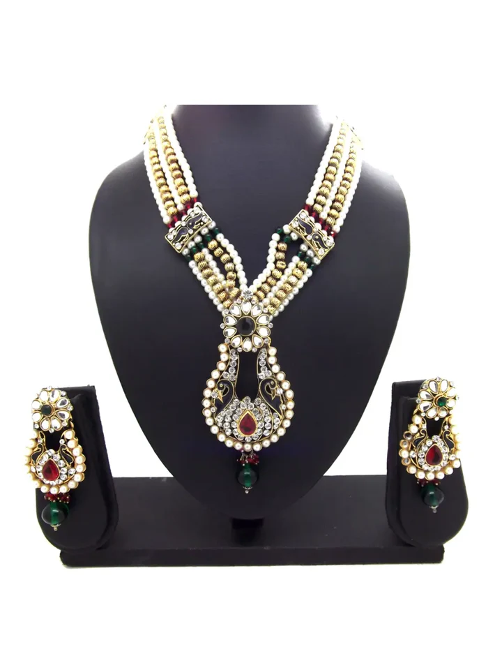 Tiys"s Red Green Jewellery Set